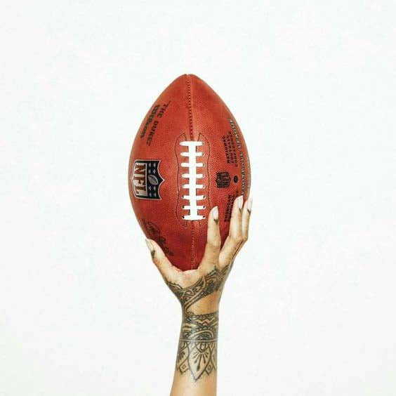 Rihanna's 2023 Halftime Show: Super Bowl Outfit Ideas